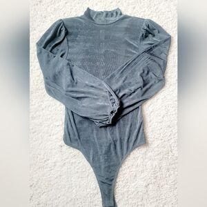 Astr The Label women's peddle sleeves medium bodysuit teal shimmer with tags